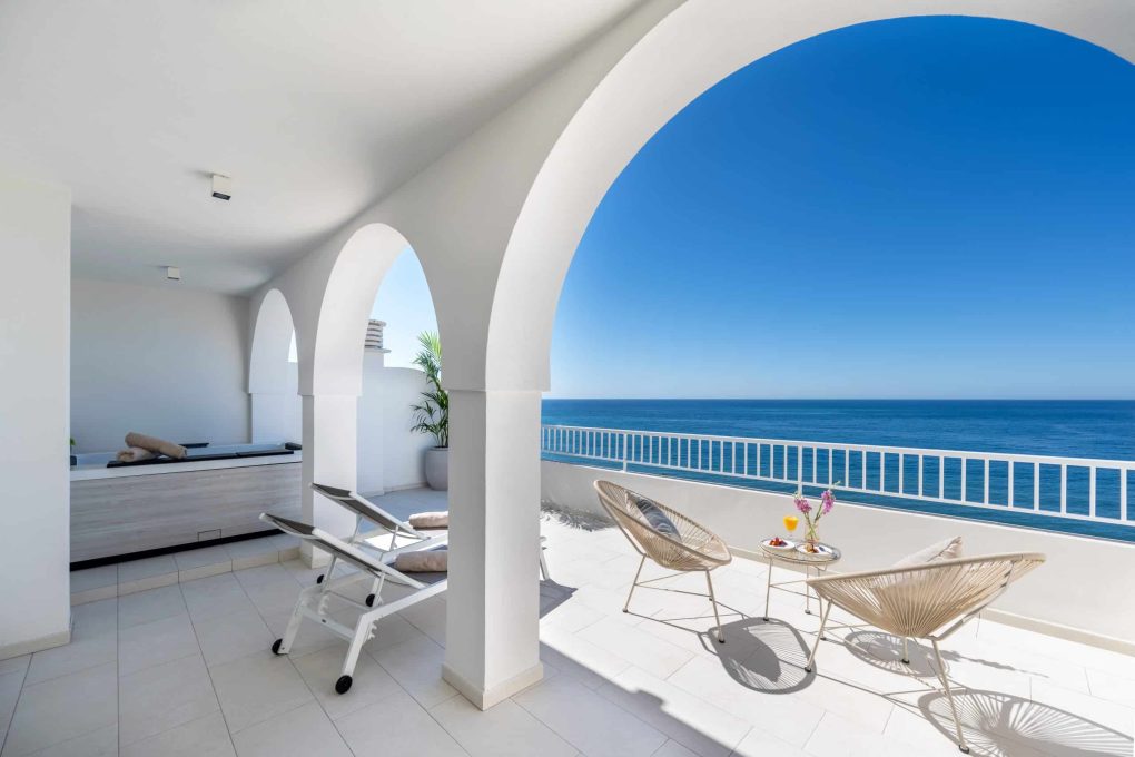 habitacion-panoramica-jacuzzi-3