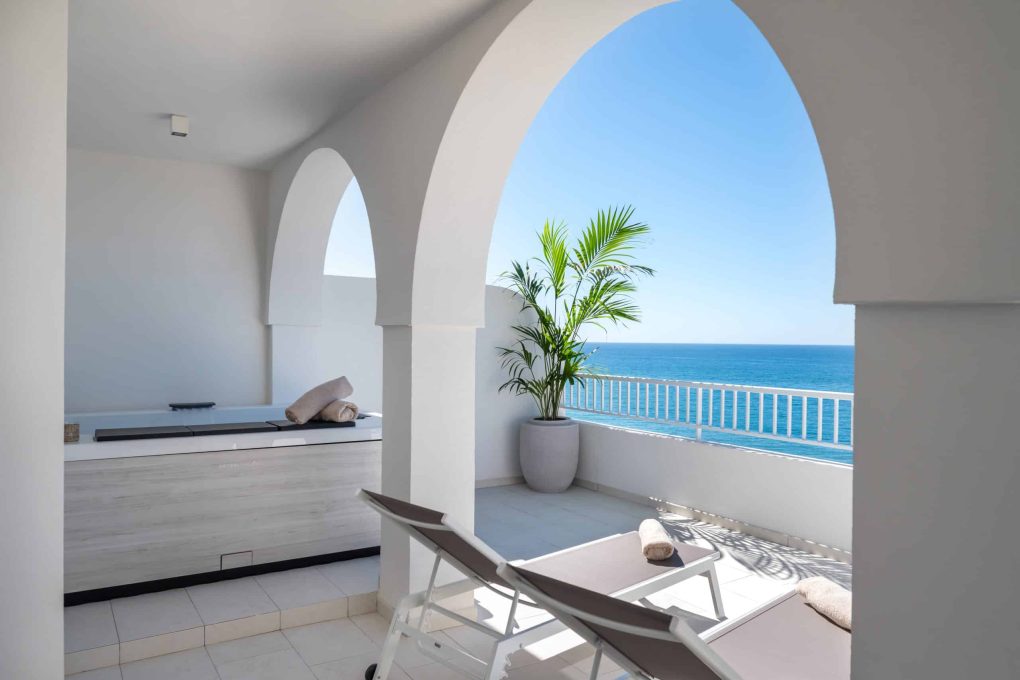 habitacion-panoramica-jacuzzi-7