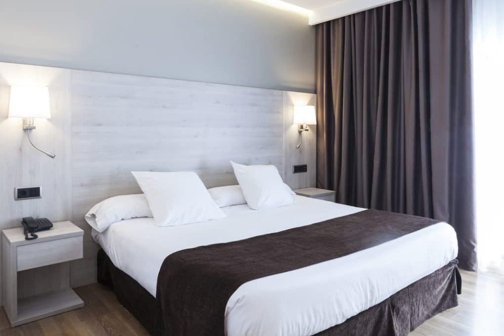 habitacion-vista-piscina-1